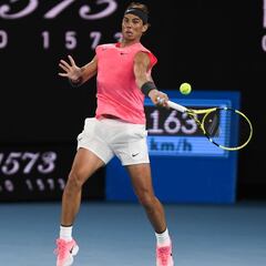 "Pude entrenar con él y nadie golpea la bola como Nadal"