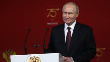 MOSCOW, RUSSIA - NOVEMBER 9: (RUSSIA OUT) Russian President Vladimir Putin smiles during the award ceremony marking the 75th anniversary of Russia's Federal Medical-Biological Agency (FMBA) at the State Kremlin Palace, November 9, 2022, in Moscow, Russia. President Putin is expected to skip the G20 Leaders Summit and APEC Summit this November. (Photo by Contributor/Getty Images)