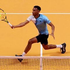 Swiatek y Auger propulsan a los Kites a la primera plaza