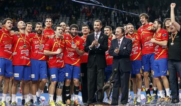 Valero Rivera acabó su contrato de seleccionador logrando la medalla de oro en el Palau Sant Jordi, con el debutante Ariño como gran novedad. España se paseó en la final ante Croacia. 