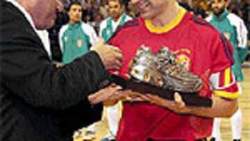 Javi Sánchez, partido centenario.