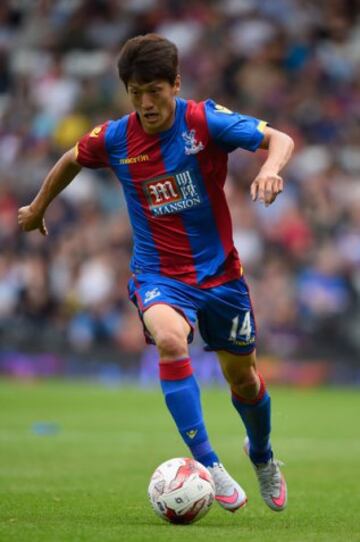 25. Crystal Palace (Inglaterra). El cuadro inglés también aportó con diez elementos, aunque ellos jugaron un total de 73 duelos por sus selecciones. El surcoreano Lee Chung-Yong es fijo en su equipo nacional. 