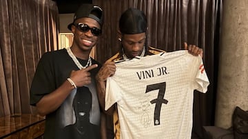 Vinicius Jr. con Travis Scott