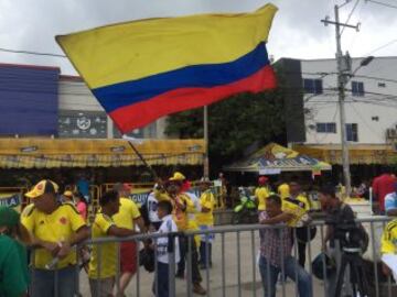 Ambiente de fiesta en B/quilla porque juega la Selección