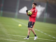 Ali Houary, durante un entrenamiento del Mirandés.