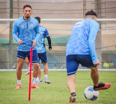 El goleador que vive su mejor año y sorprende a la B: “Espero que aparezcan los llamados”