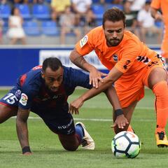 El líder puede con un combativo Lorca