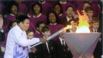 Muhammad Ali enciende el pebetero en los Juegos de Atlanta 96.