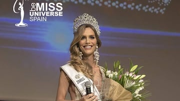 La modelo sevillana &Aacute;ngela Ponce al coronarse ganadora de Miss Universo Espa&ntilde;a y convertirse en la primera mujer transexual en lograr la corona de un pa&iacute;s y optar a Miss Universo.