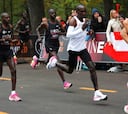 Las zapatillas de Kipchoge abren el debate: revolución o ventaja