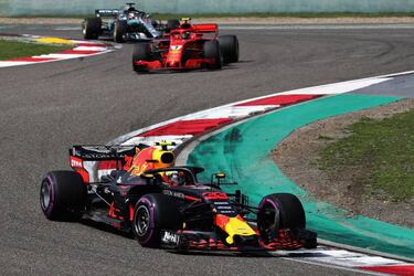 Hamilton loses edge when things are not perfect - Rosberg