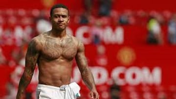 Mourinho le abre la puerta de salida del United a Depay