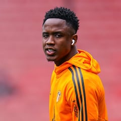 Se acerca el regreso: Luis Sinisterra viaja a Noruega con Leeds