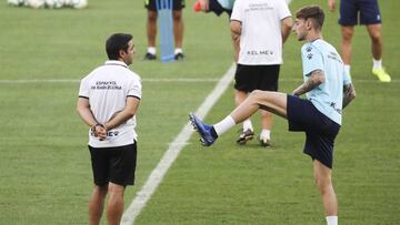 Pedrosa no llega, Calero s¨ª podr¨¢ debutar ante el Sevilla