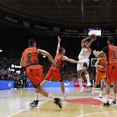 Llull y Randolph comandan a un Real Madrid de escándalo