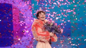 FILE PHOTO: Nemo representing Switzerland reacts while holding flowers after winning during the Grand Final of the 2024 Eurovision Song Contest, in Malmo, Sweden, May 12, 2024. REUTERS/Leonhard Foeger/File Photo