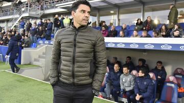 Míchel, en un partido del Huesca.