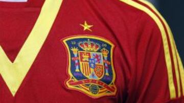 España jugará completamente de rojo ante Francia en París
