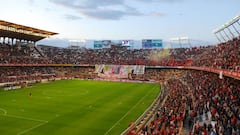 How and where can I watch Sevilla - Barcelona: times, tv, online