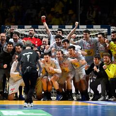 El bronce hace justicia a los Hispanos
