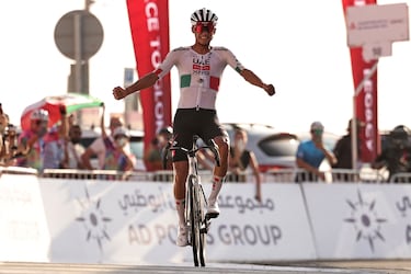 Isaac del Toro rompe récord y se encamina a ganar el UAE Tour