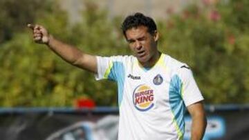 Luis García ya tiene su once de gala.