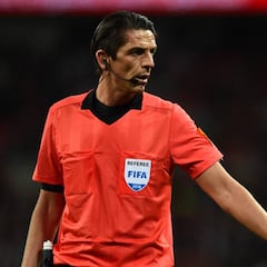 Aytekin pitará a España el jueves ante Rumanía