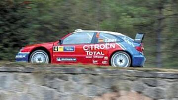 <b>A LO GRANDE. </b>Carlos Sainz se está despidiendo de la afición española con una gran actuación.