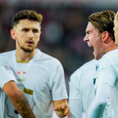 Vlahovic sube, Haaland se queda