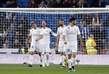 Gabriel Pires anotó el 1-2. Los jugadores del Real Madrid se lamentan por el gol encajado.