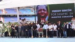 Cientos de seguidores de Freddy Rincón acudieron al Pascual Guerrero para despedir y homenajear al Coloso de Buenaventura.