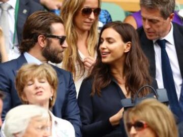 Bradley Cooper e Irina Shayk en el partido de la final masculina entre Andy Murray y Milos Raonic.