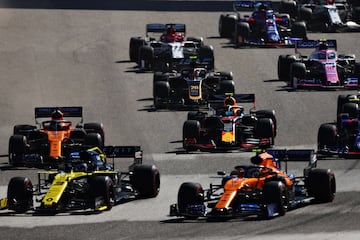 Alexander Albon y Carlos Sainz.