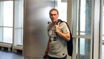 Laurent Blanc está cerca del adiós tras caer ante España