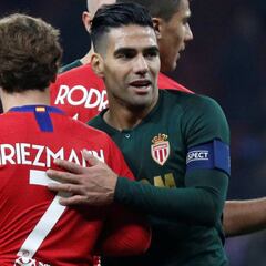 Falcao regresa a Madrid, es ovacionado y falla penal