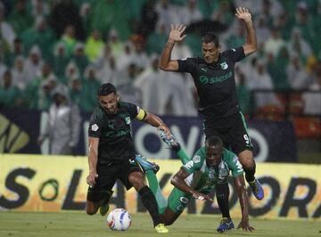 Atlético Nacional eliminó en cuartos de final al Deportivo Cali con doblete de Dayro Moreno a los 50 y 90 minutos. Los verdes avanzaron a semifinales con un marcador de 2-1.