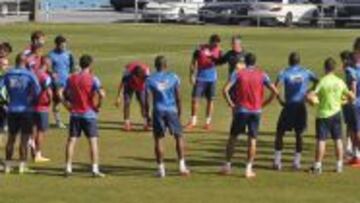 Entrenamiento del Levante dirigido por Lucas Alcaraz