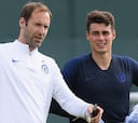 Petr Cech volverá a jugar con el Chelsea a los 38 años