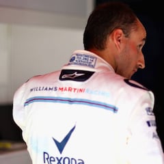 Kubica regresa al volante del Williams destrozando a Stroll