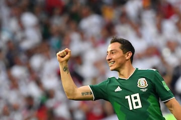 Andrés Guardado festeja un gol con el Tri.