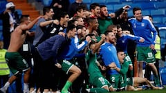 La prensa atiza: 'Real Desastre'