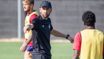 Machín: "Si no competimos al 100% nos ganarán fácilmente"
