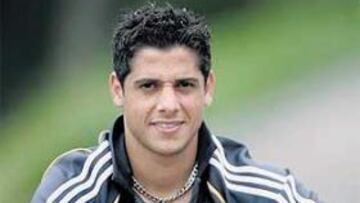 <b>HABLA CON EL BRASILEÑO. </b>Cicinho desveló a AS que Kaká quiere jugar en el Madrid.