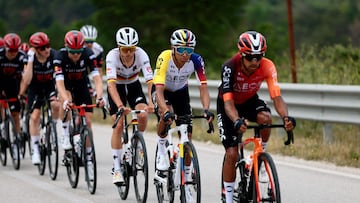 Ineos Grenadiers' Colombian rider Egan Bernal (2nd R) rides in the pack during the 3rd stage of the 108th Giro d'Italia cycling race, 160km from Vlore to Vlore in Albania, on May 11, 2025. (Photo by Luca Bettini / AFP)
