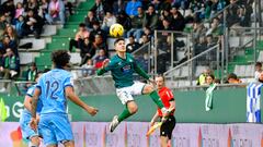 Pinchi debutó con el Racing de Ferrol ante el Levante.