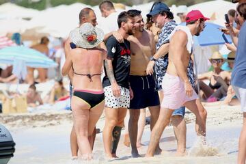 Messi y Antonella Roccuzzo disfrutan de sus últimos días de vacaciones en Formentera.
