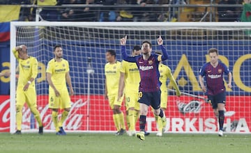 Messi anotó el 4-3 de falta.