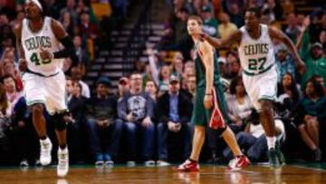 Jordan Crawford #27 celebra un triple en el partido de esta pasada noche ante los Bucks.
