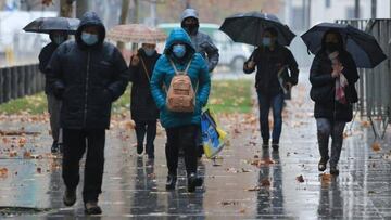 Lluvia en Santiago: Jaime Leyton advierte cómo estará el clima en agosto y sorprende a todos con el pronóstico