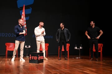 Marcus Cooper, Carlos Arévalo, Rodrigo Germade y Saúl Craviotto.